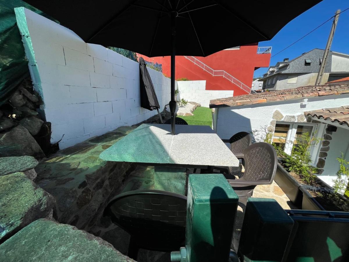 Casita Independiente Y Tres Apartamentos Con Piscina Ladeira Playa Baiona Bagian luar foto