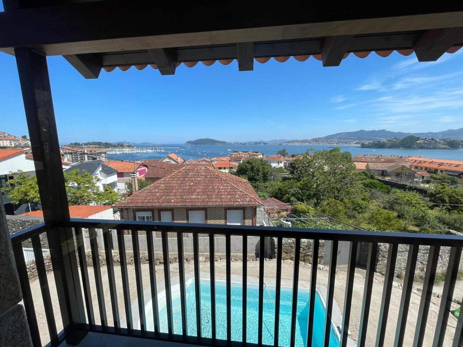 Casita Independiente Y Tres Apartamentos Con Piscina Ladeira Playa Baiona Bagian luar foto